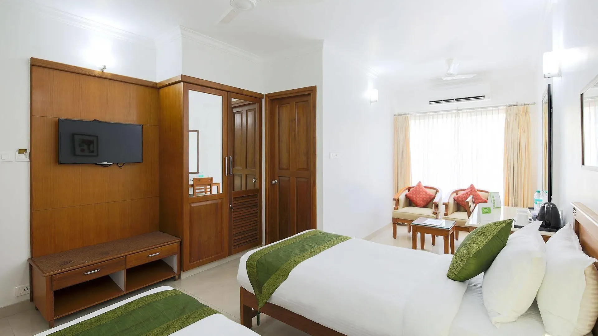 Treebo Tgr Suites Kochi